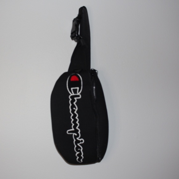 Champion Fanny pack! - Picture 1 of 3